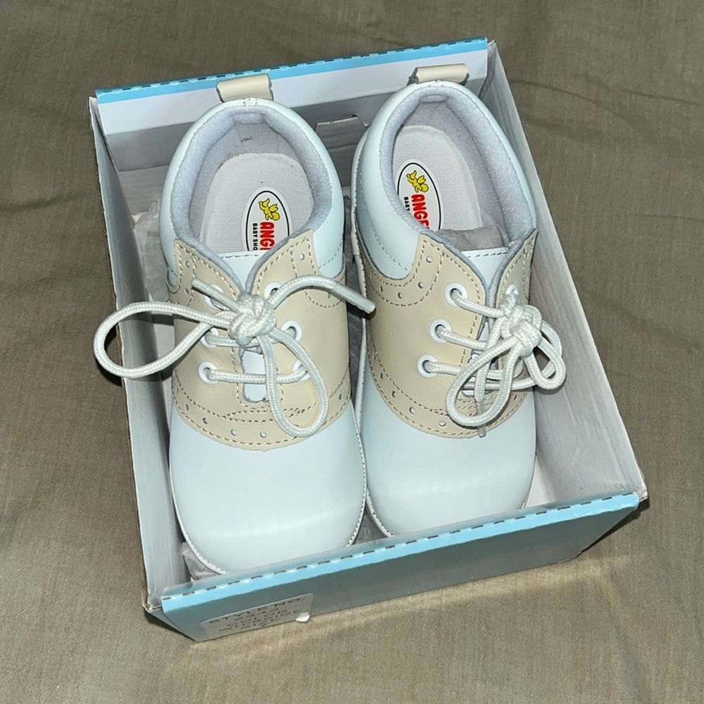 Angel Shoes boys size 7